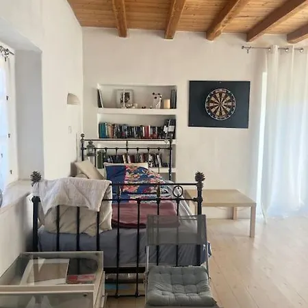 Serene Close To Aliki & Paros Airport Villa