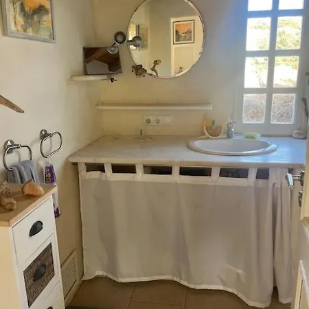 Serene Close To Aliki & Paros Airport Villa *