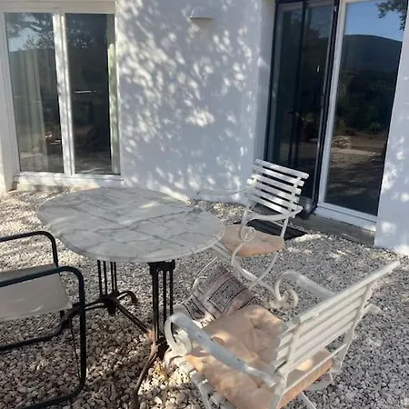 Villa Serene Close To Aliki & Paros Airport *