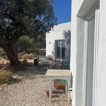 Villa Serene Close To Aliki & Paros Airport